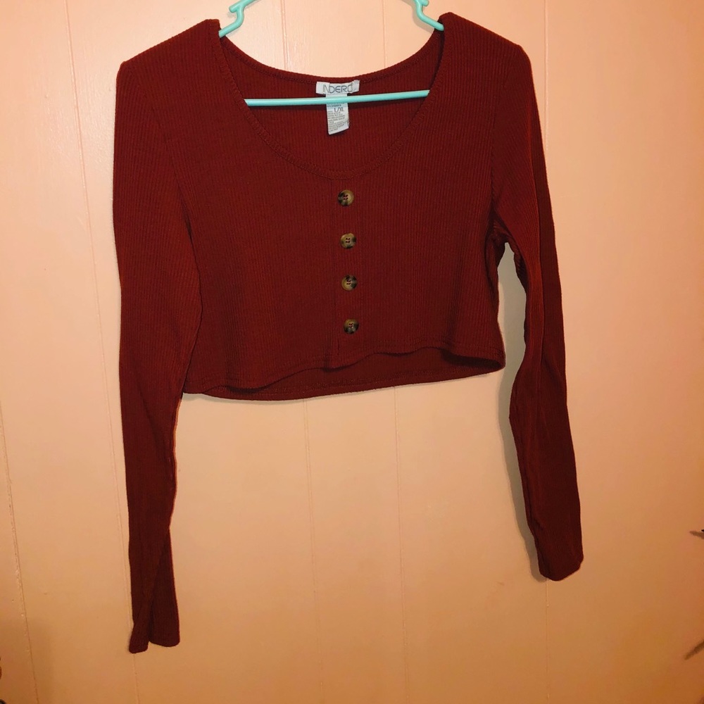 Long sleeve crop top